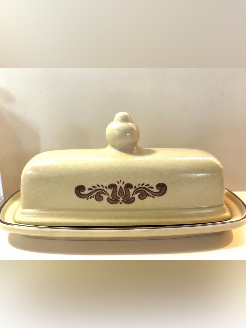 Vintage Pfaltzgraff Village Covered Butter Dish